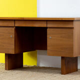 Vintage Scandinavian Office – 135 cm