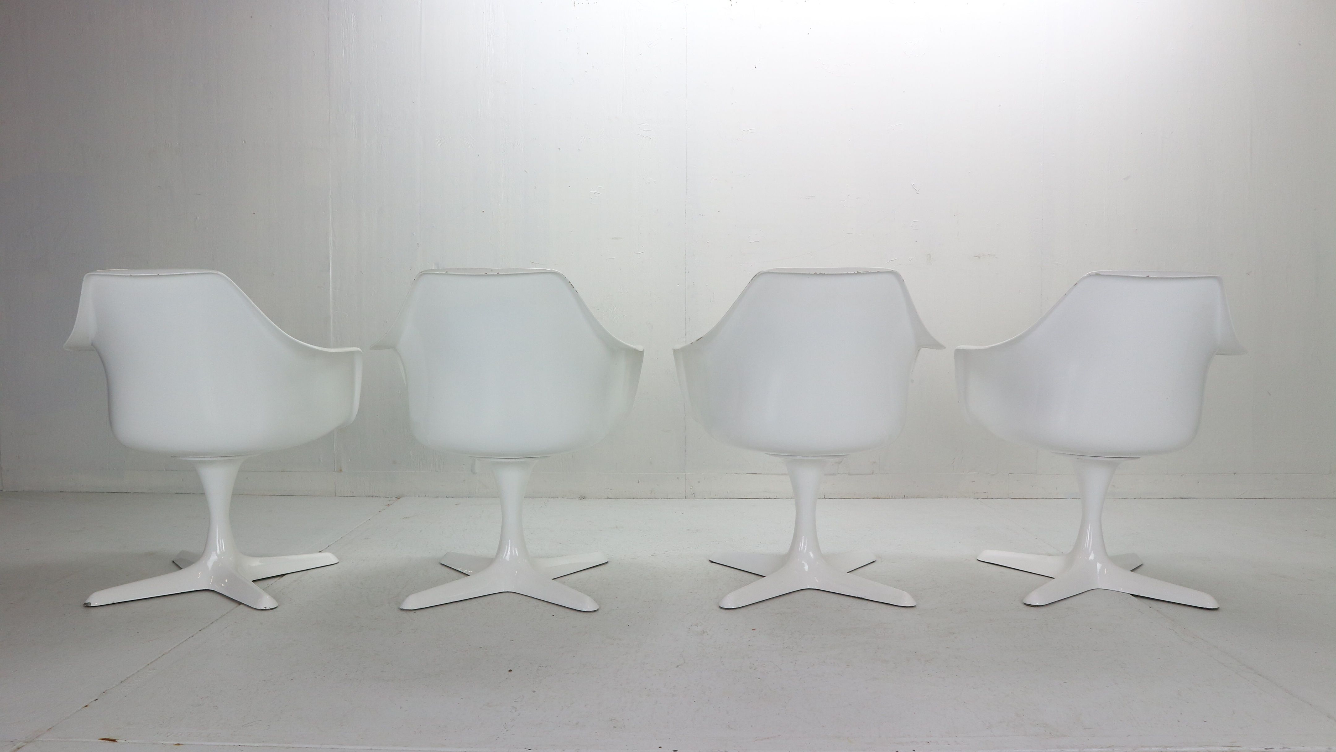 Maurice Burke set of 4 armchairs model No. 116 for Arkana, Space Age 1960's