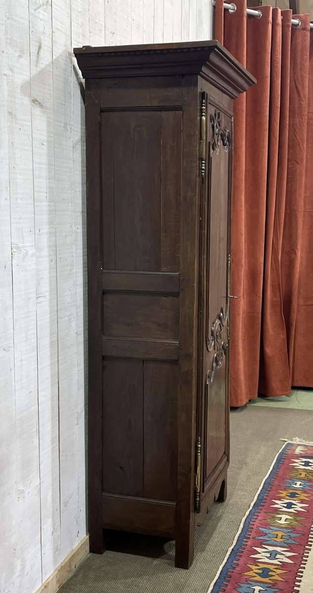 19th-century oak bonnetière