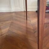 Extendable table from the 60s, compass feet