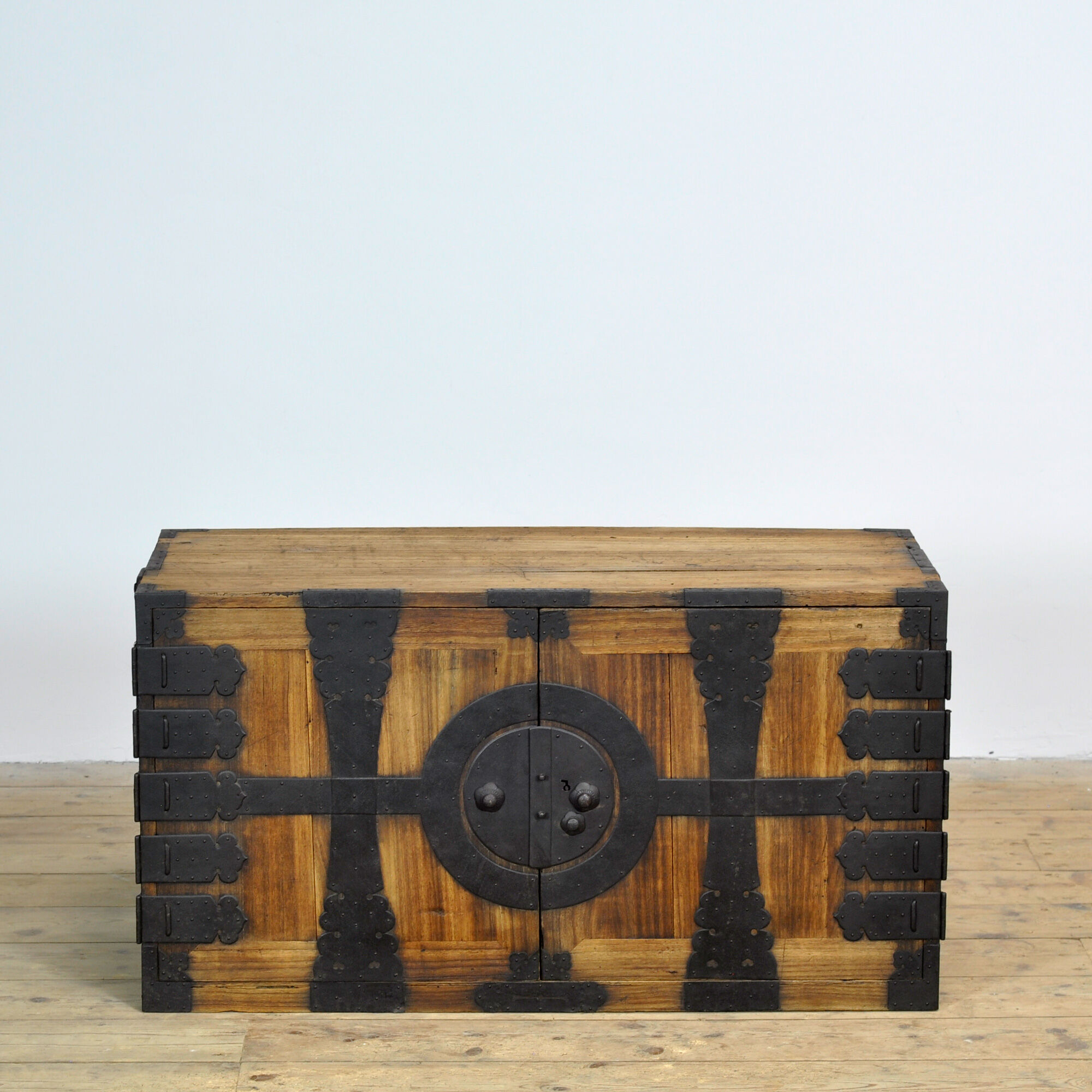 Japanese Meiji-period Choba Tansu chest with hand-forged iron fittings, circa 1880