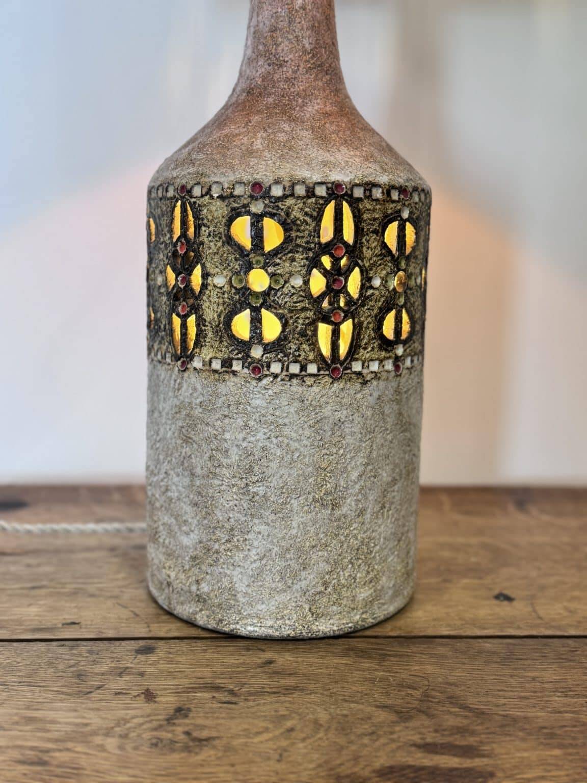 Raphael Giarrusso ceramic lamp with rope shade