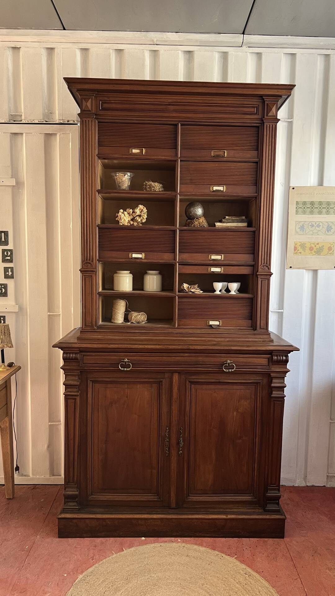 Ancien meuble de notaire