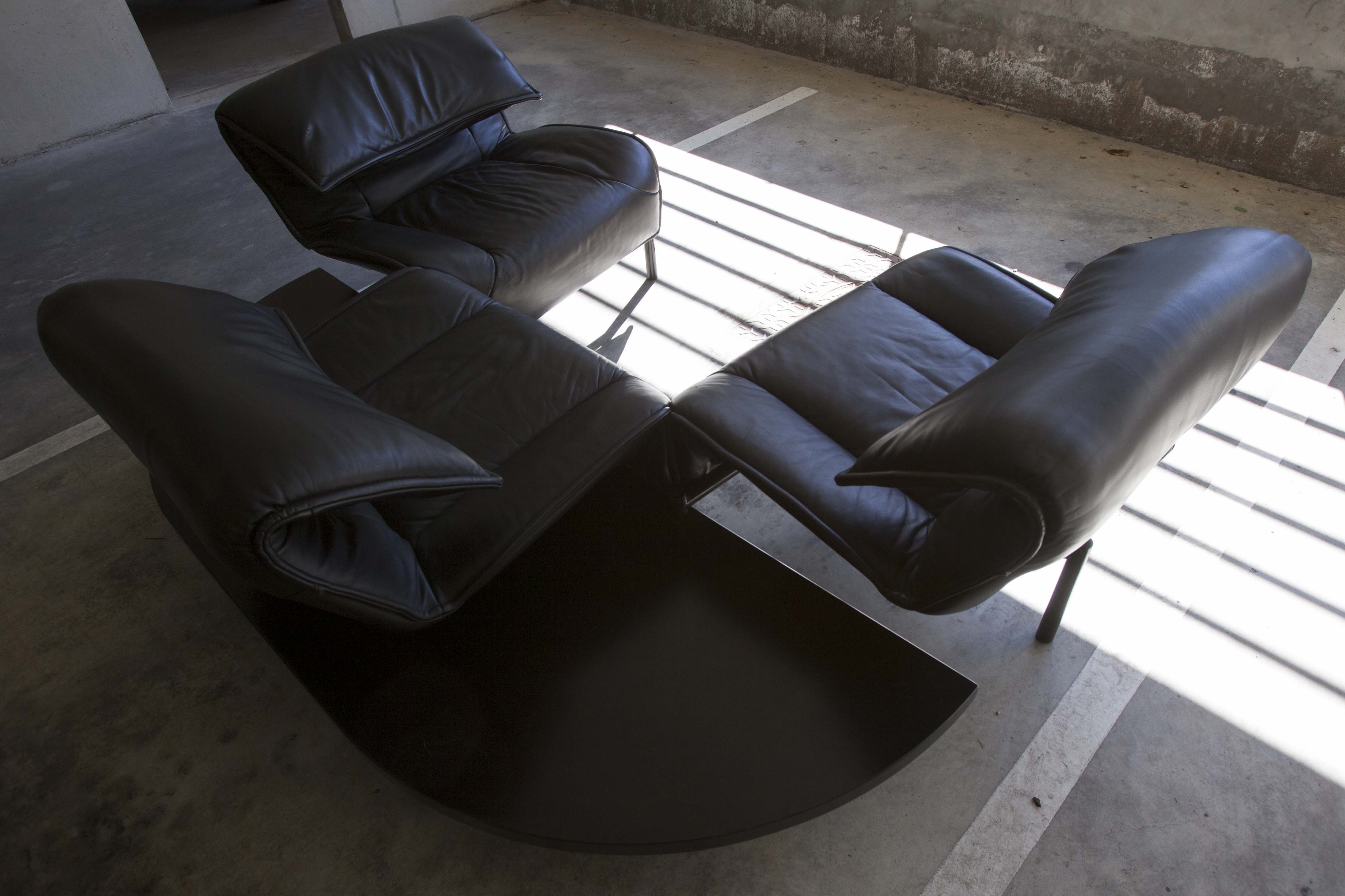Leather sofa model "Veranda" Vico Magistretti for Cassina