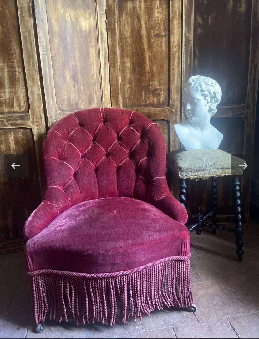 Antique Napoleon III period upholstered toad armchair – 19th century – Upholstered red velvet