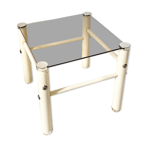 Table d'appoint design