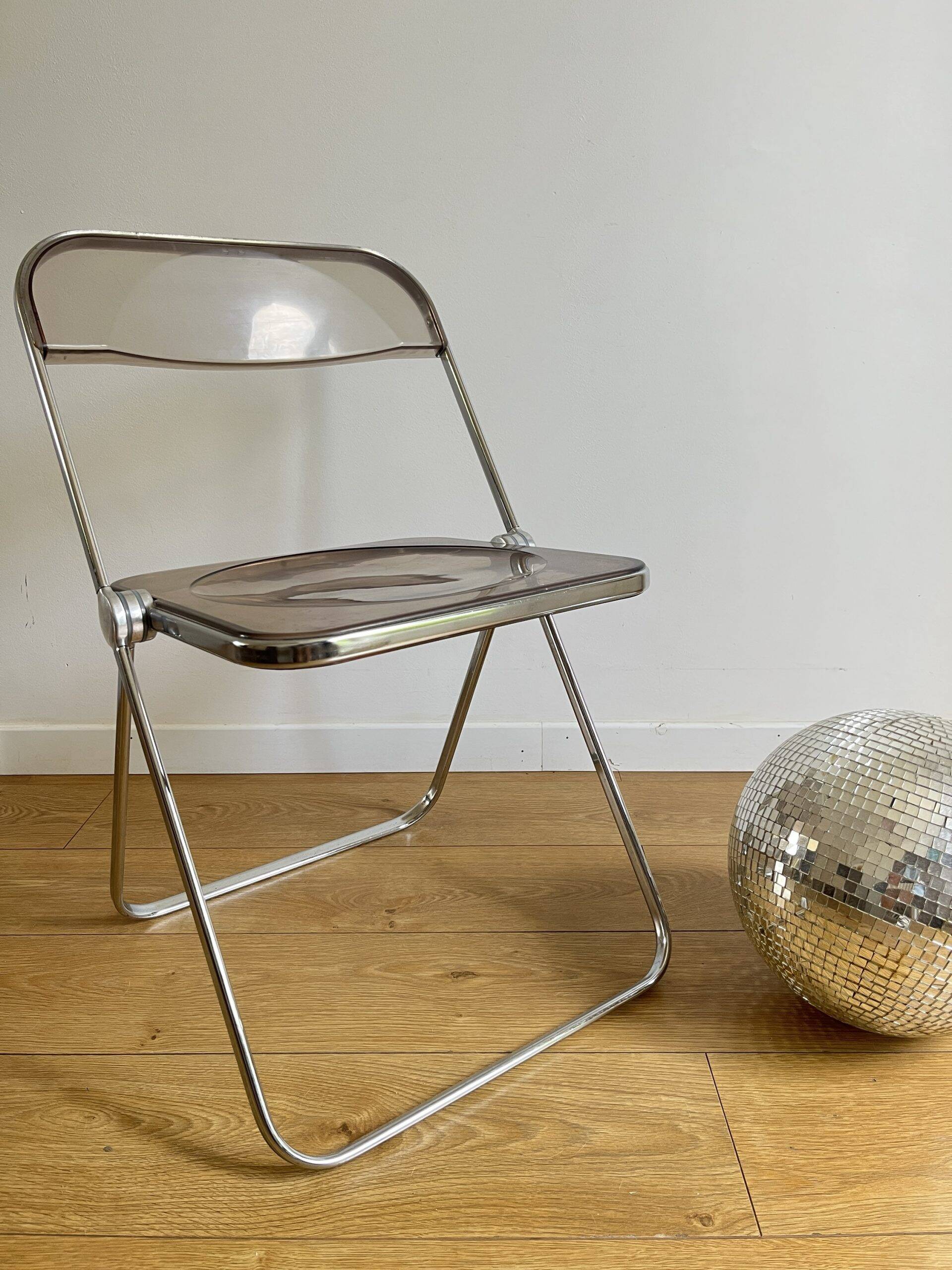 Chaise Plia plexi fumé par Giancarlo Piretti