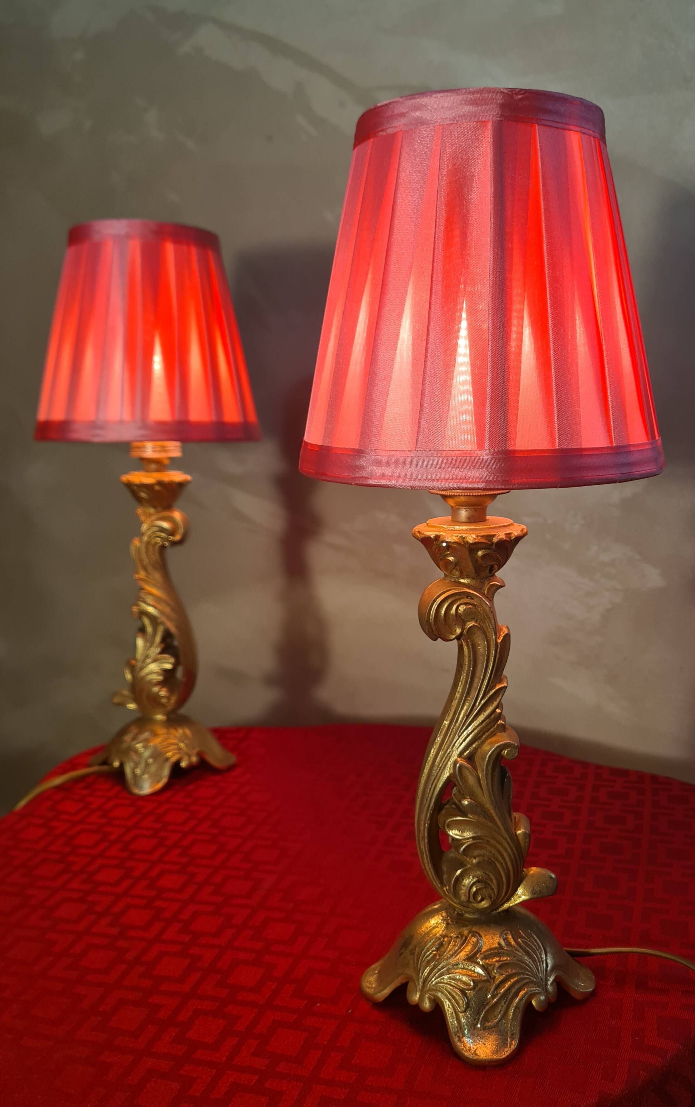pair of gold steel lamps, bedside, bedroom, new lampshade 35x14, electric ok, clear