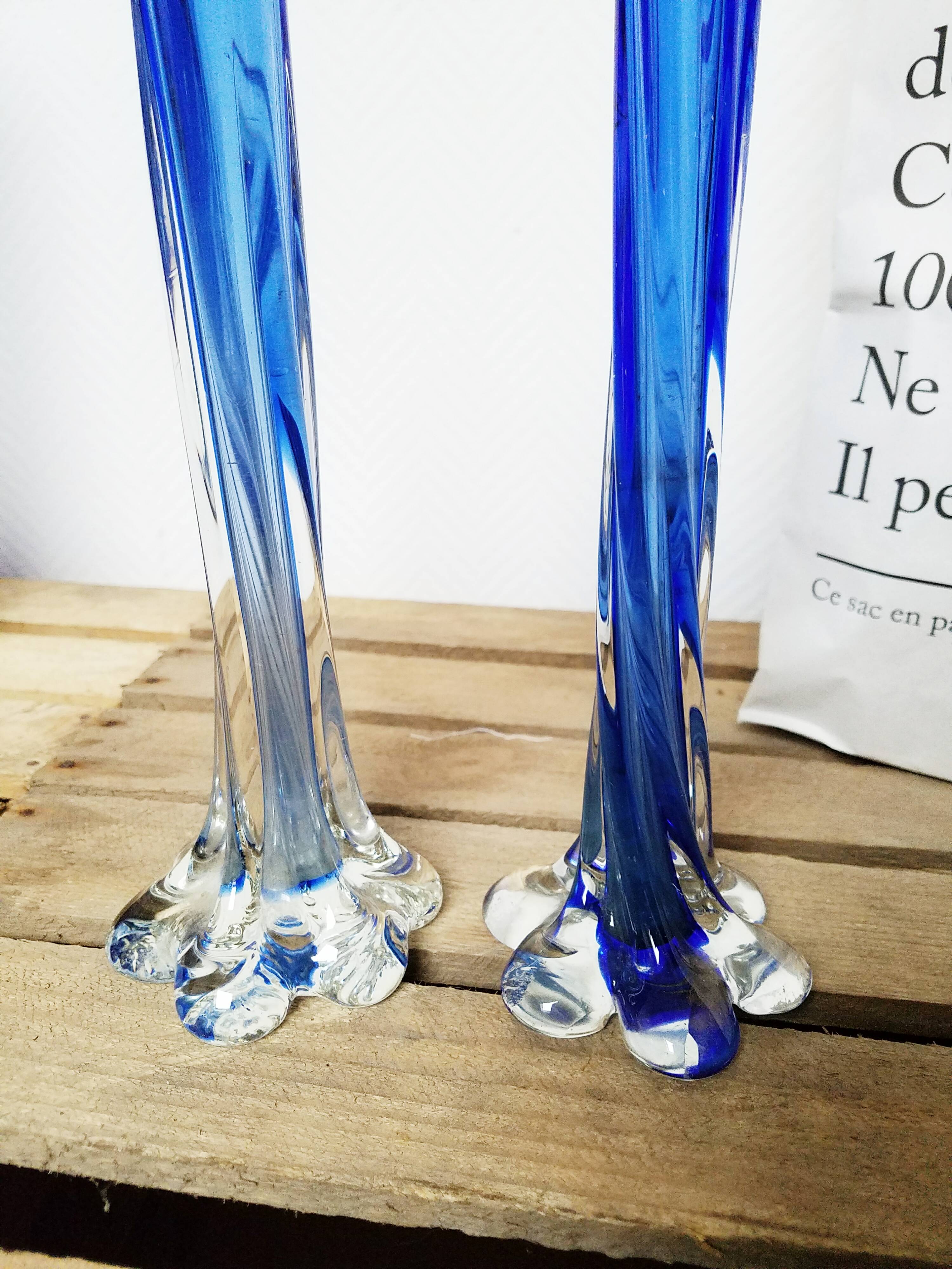Blue soliflores vases