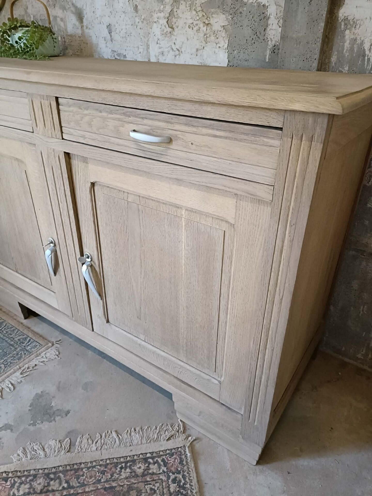 Buffet en bois 