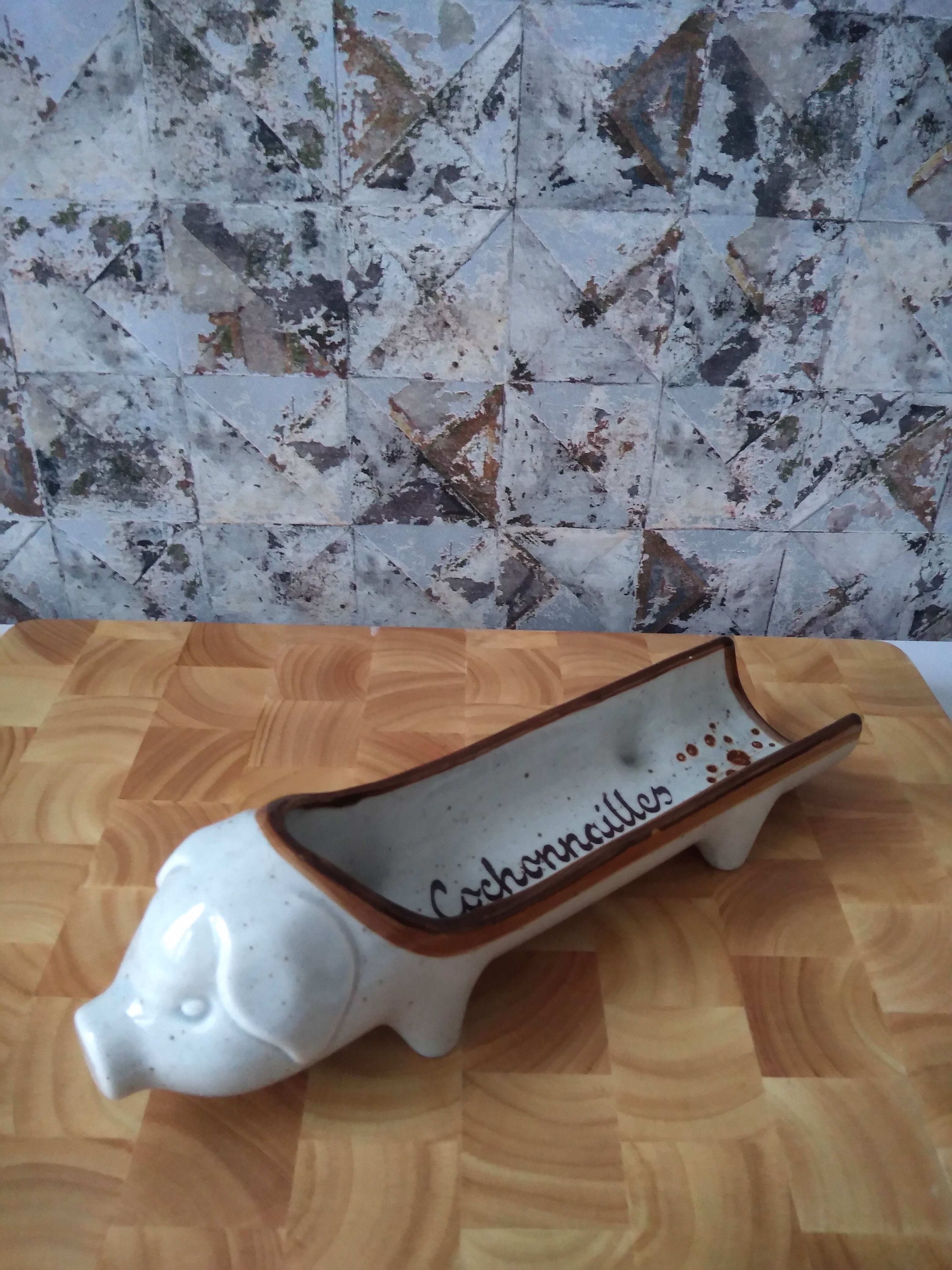 Pig sausage dish in beige and enamelled brown ceramic - aperitif - aperitif