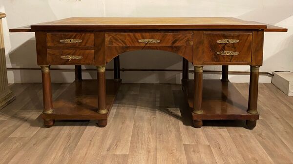 Bureau ministre de style empire