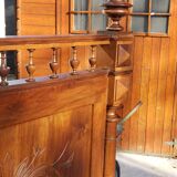 Lit ancien en noyer