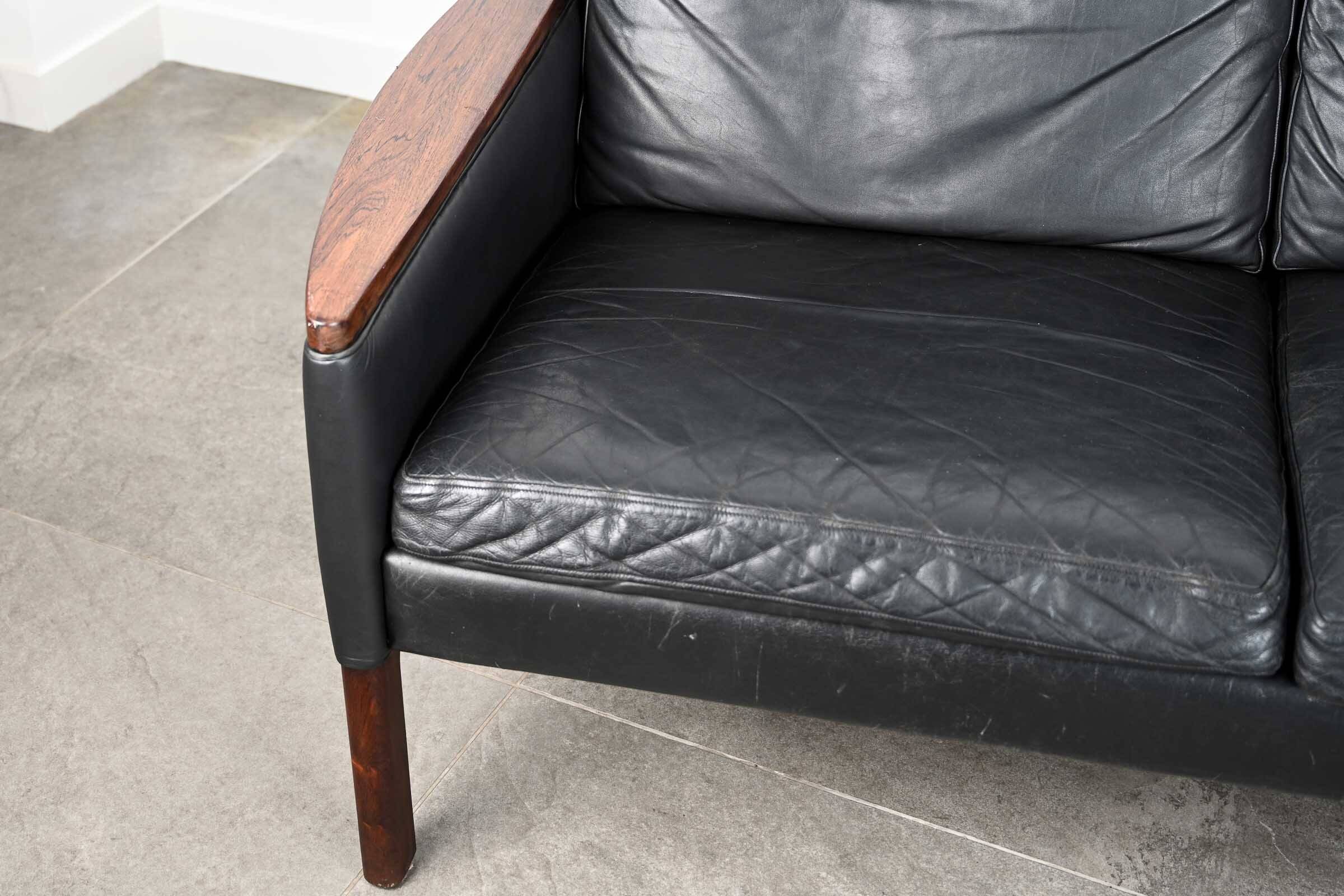 Danish 3-seater sofa in leather and rosewood