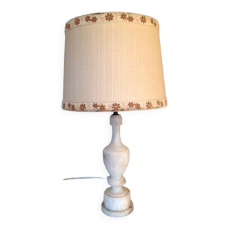 Alabaster lamp and ecru fabric lampshade / vintage 50s-60s