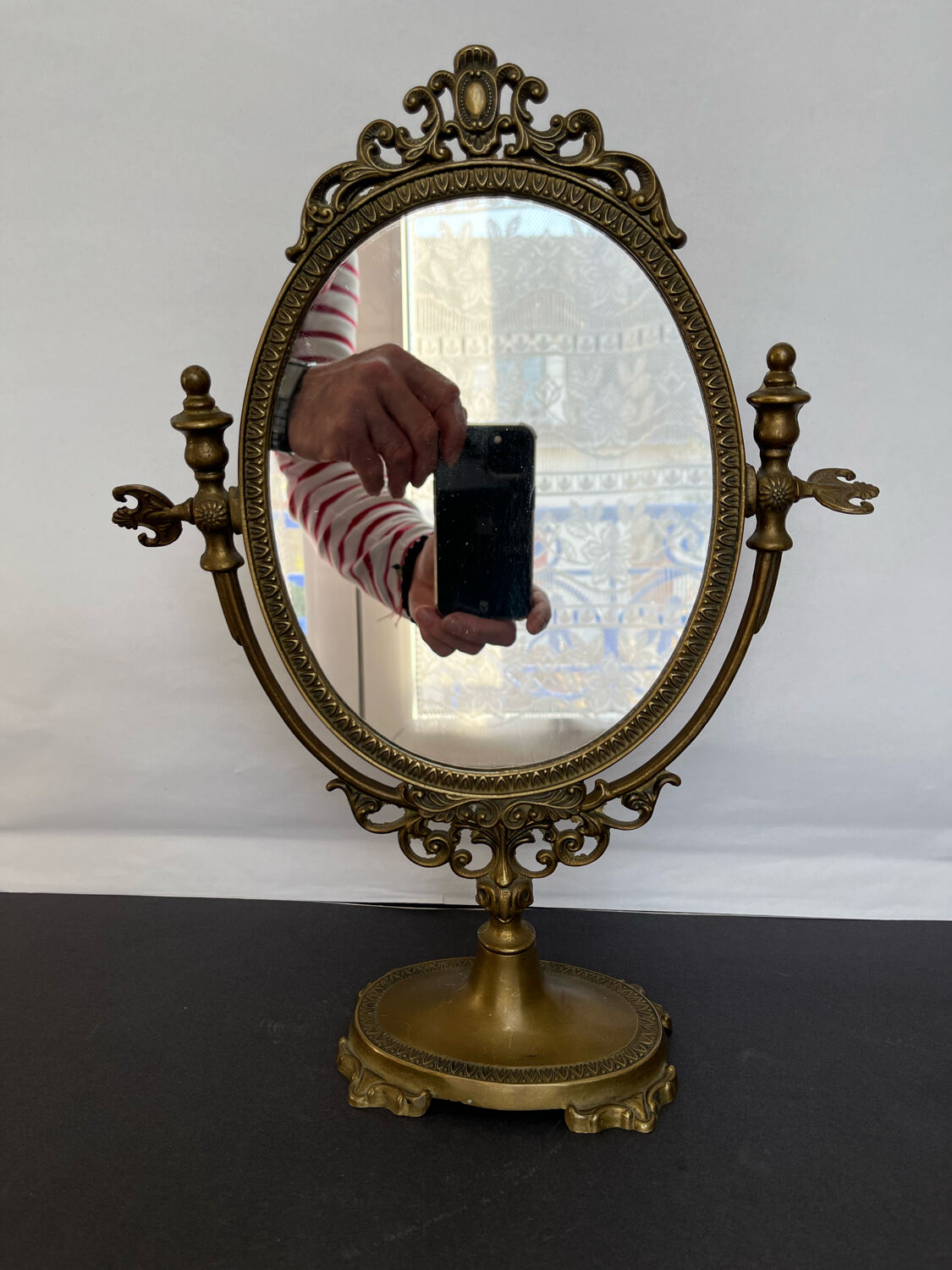 Table mirror