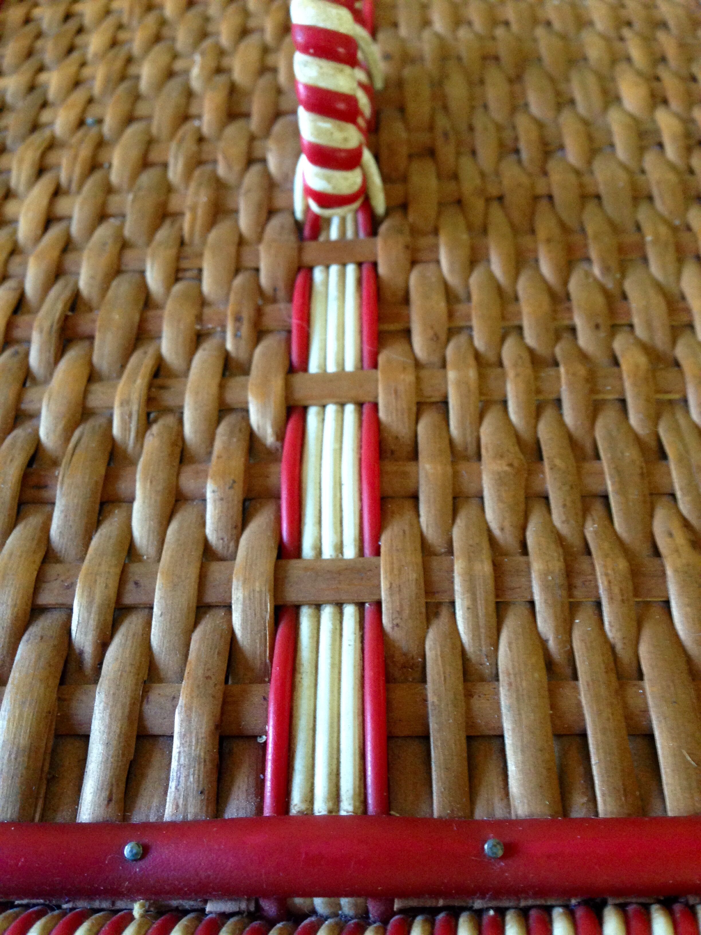 Basket wicker and scoubidou circa 1950