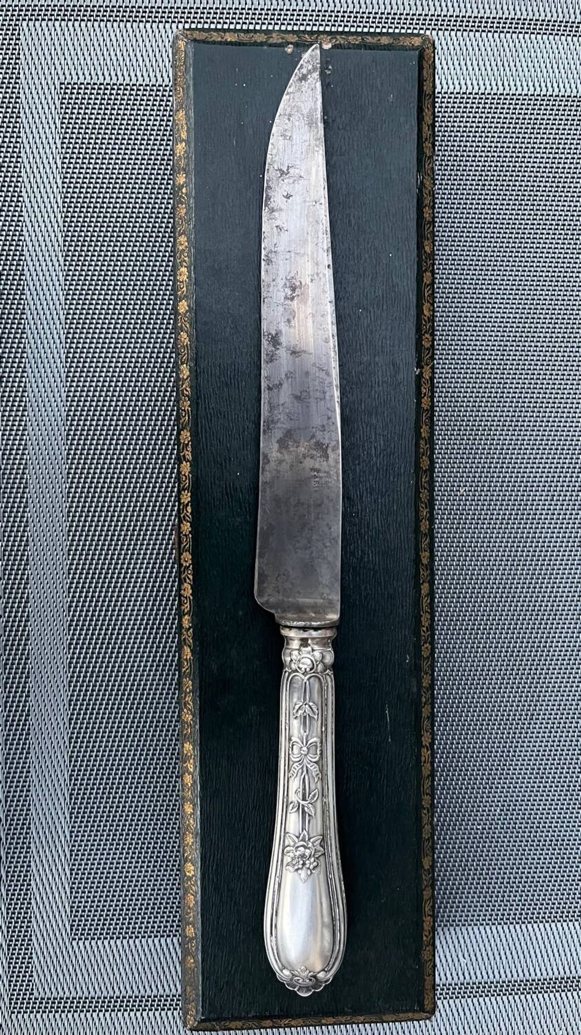 Vintage cutting service cutlery box