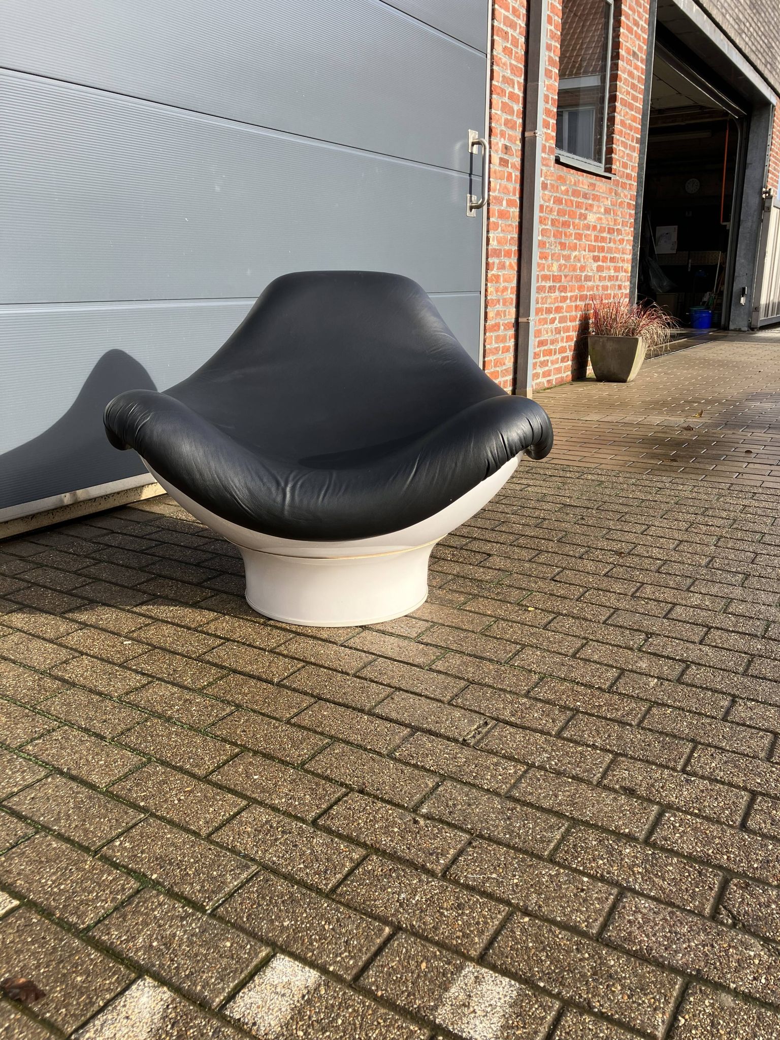 Rodica lounge chair de Mario Brunu pour Comfort Italy 1968