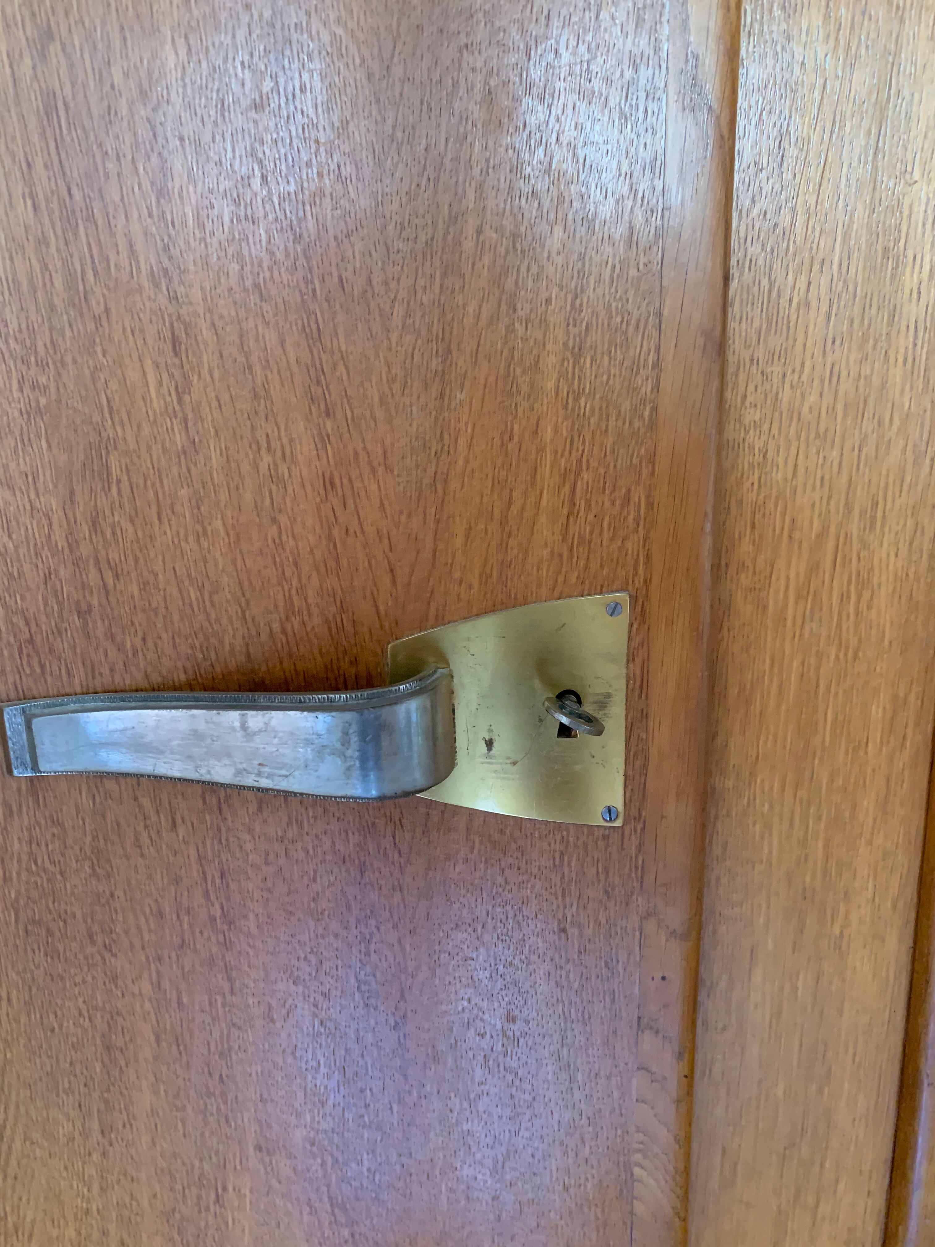 cabinet from the 40s/50s