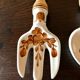 Lot de 3 ustensiles de cuisine artisanal décoratif faïence de Wloclawek Pologne