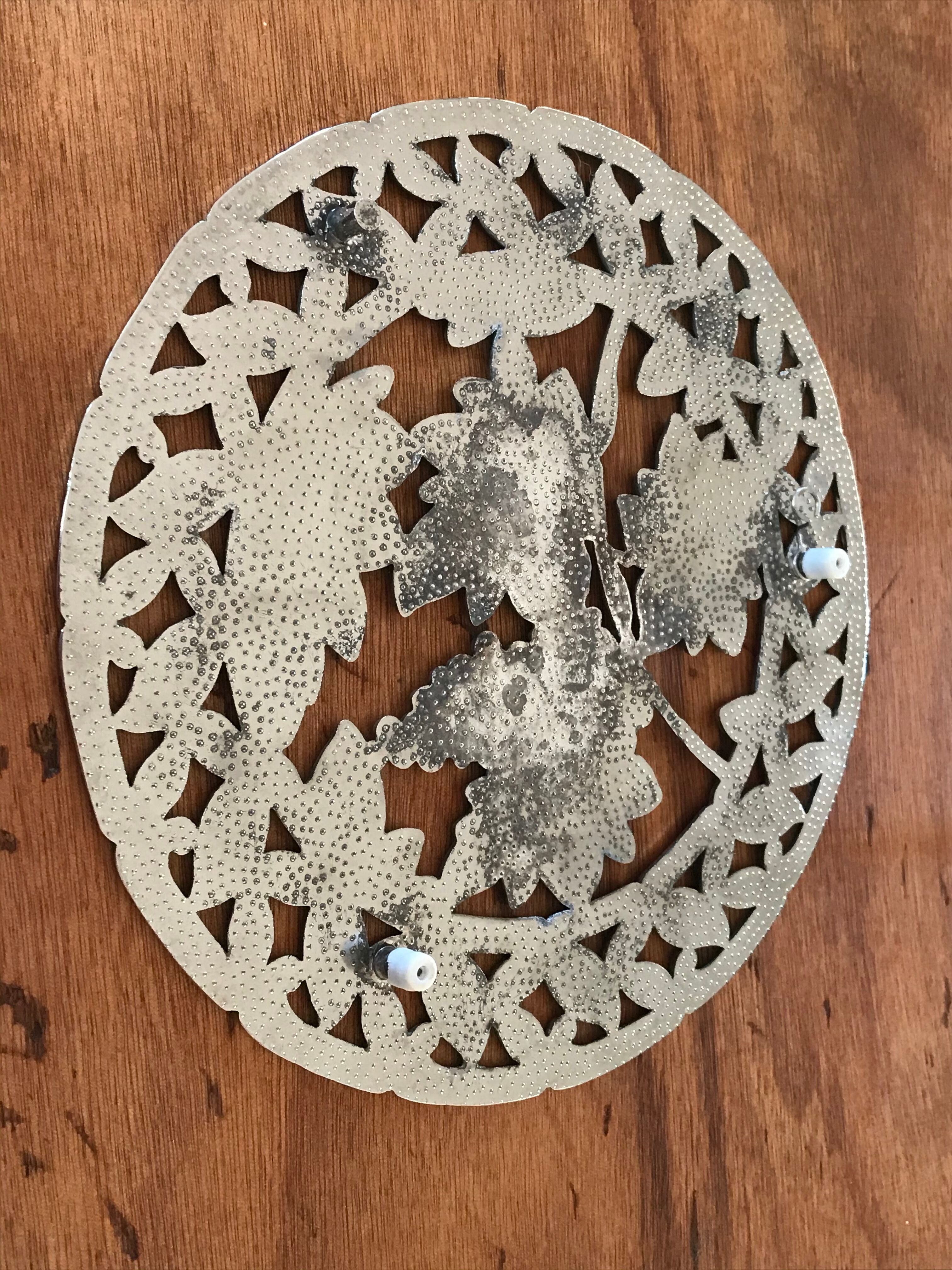 Silver metal table mat