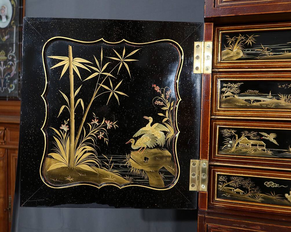 Chinese Cabinet in Lacquered Wood and Painted Wood – Early 20th Century