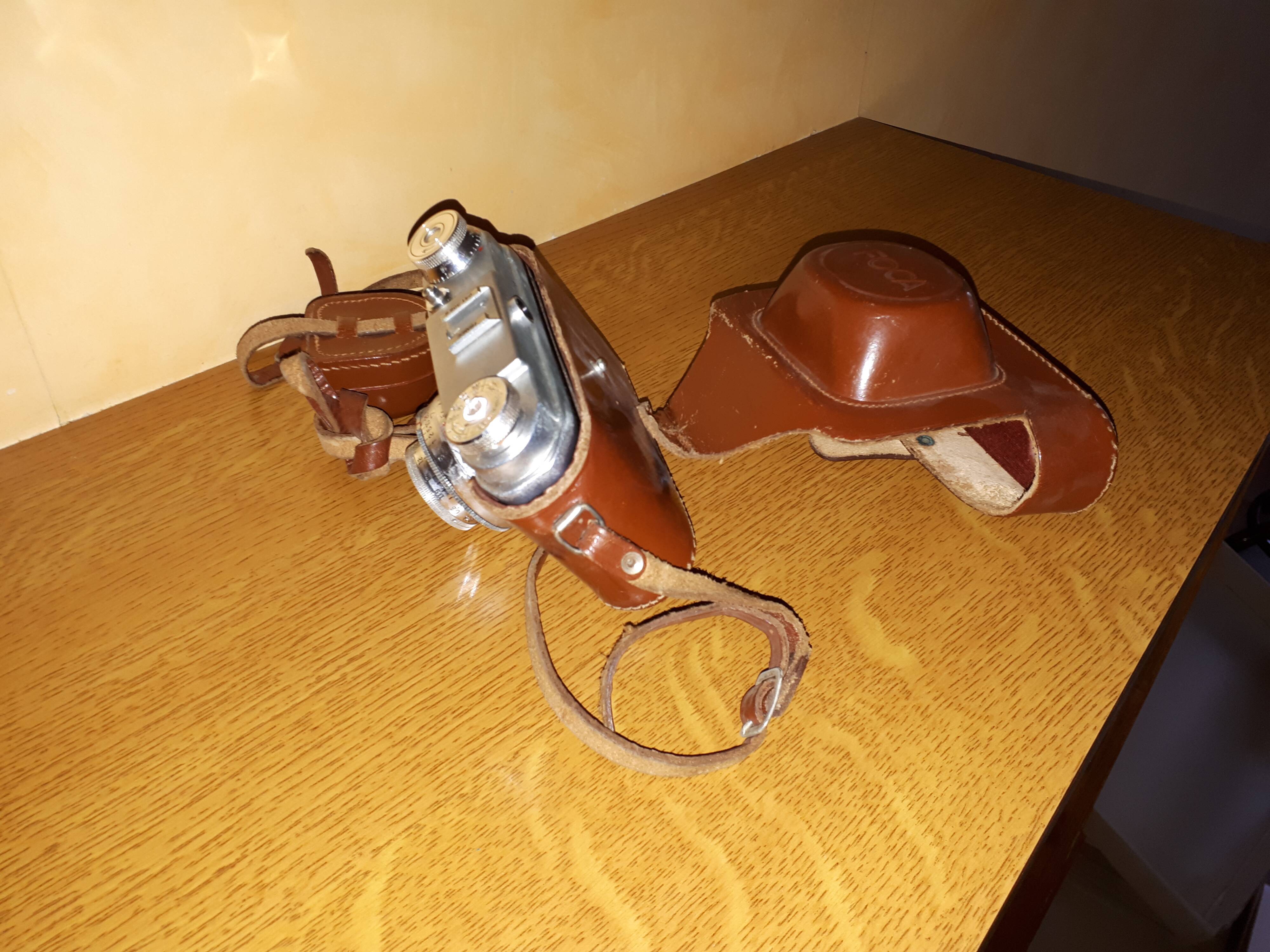 Foca sport 24-36 film camera with light meter