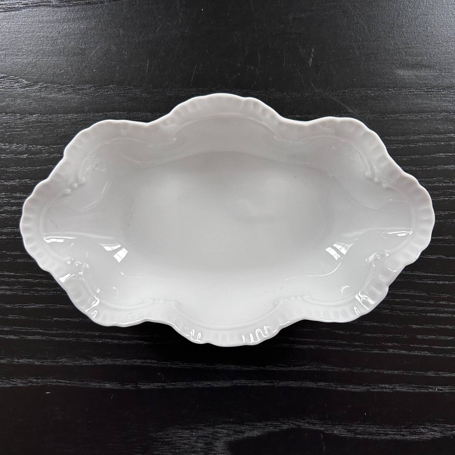 Scalloped porcelain dish