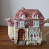 Vintage slip teapot Leonardo