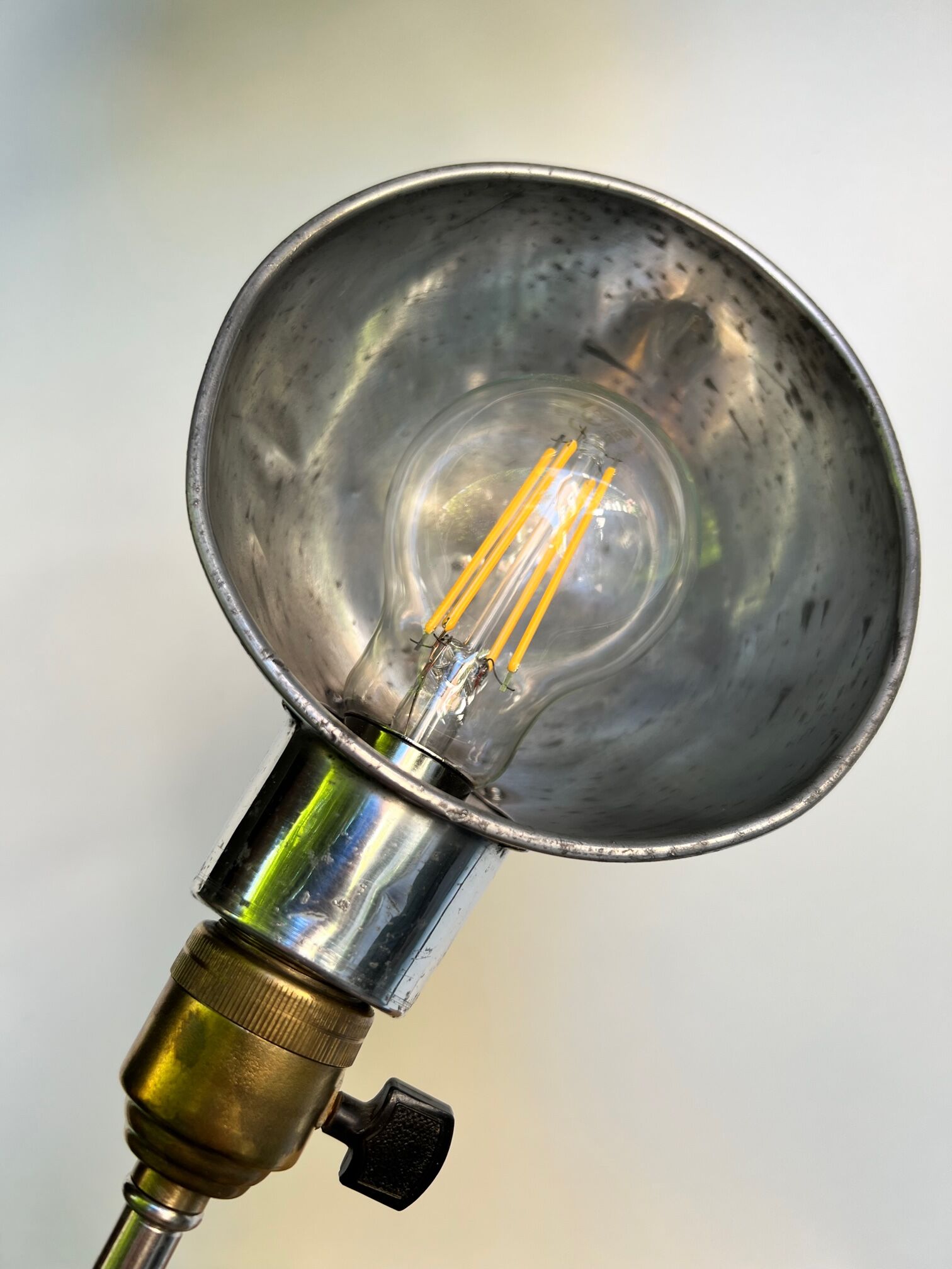Lampe articulee 1900 atelier Paris orfevrerie