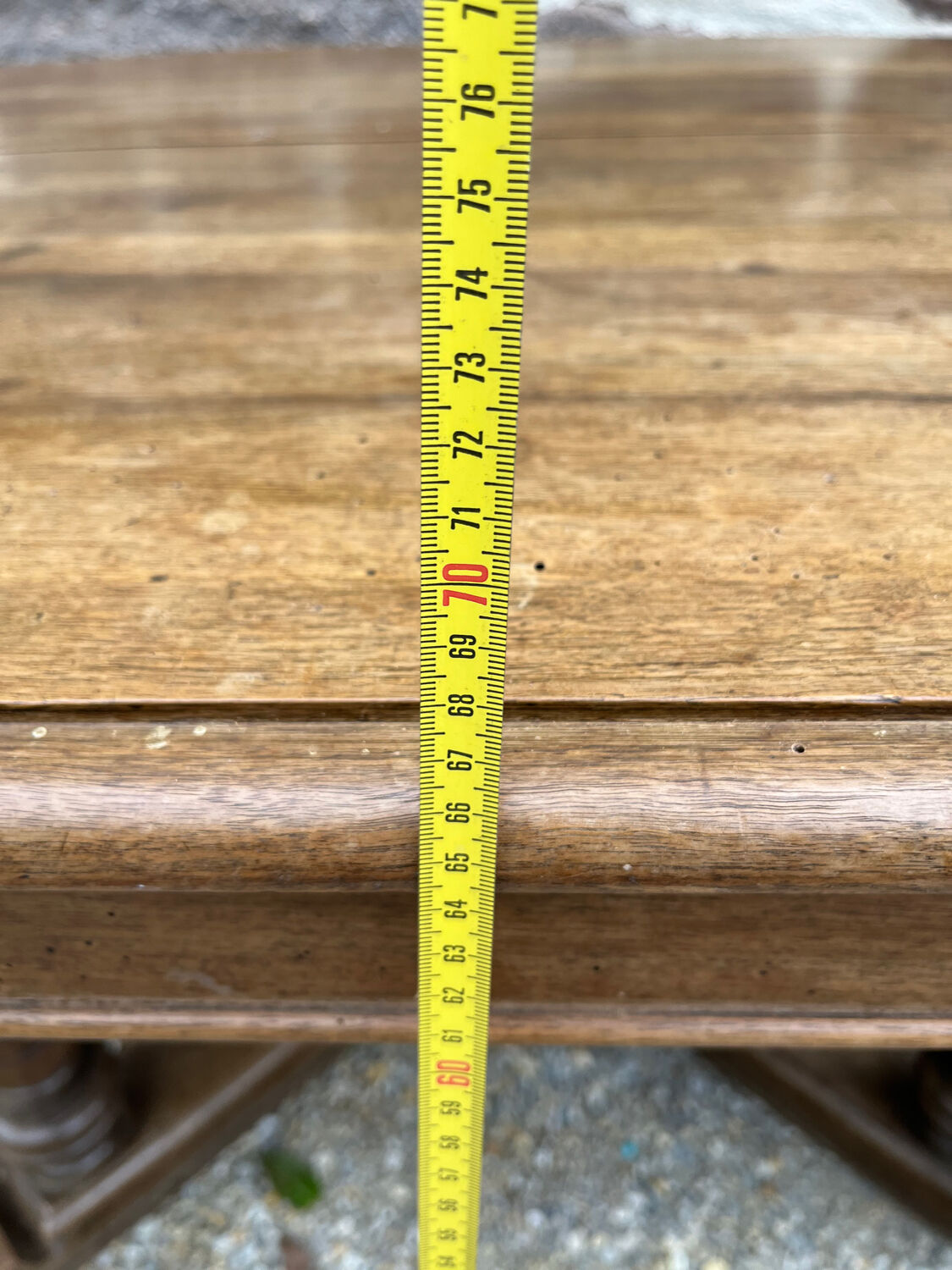 Table Henri ll