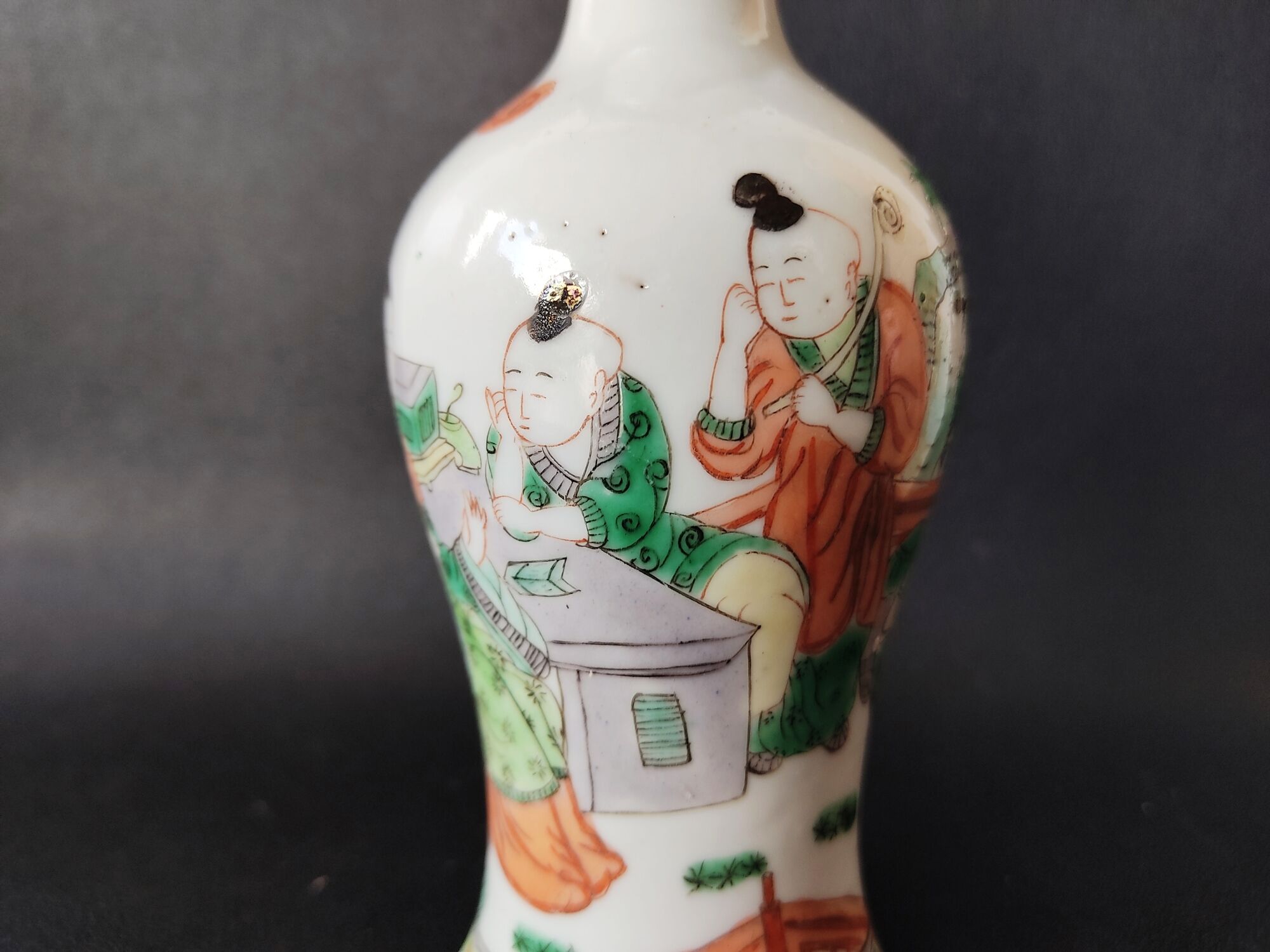 Porcelain vase China green family 19th century 14 cm