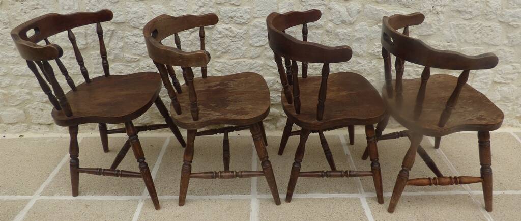 4 solid wood western-style "smoker's chairs" made of oak