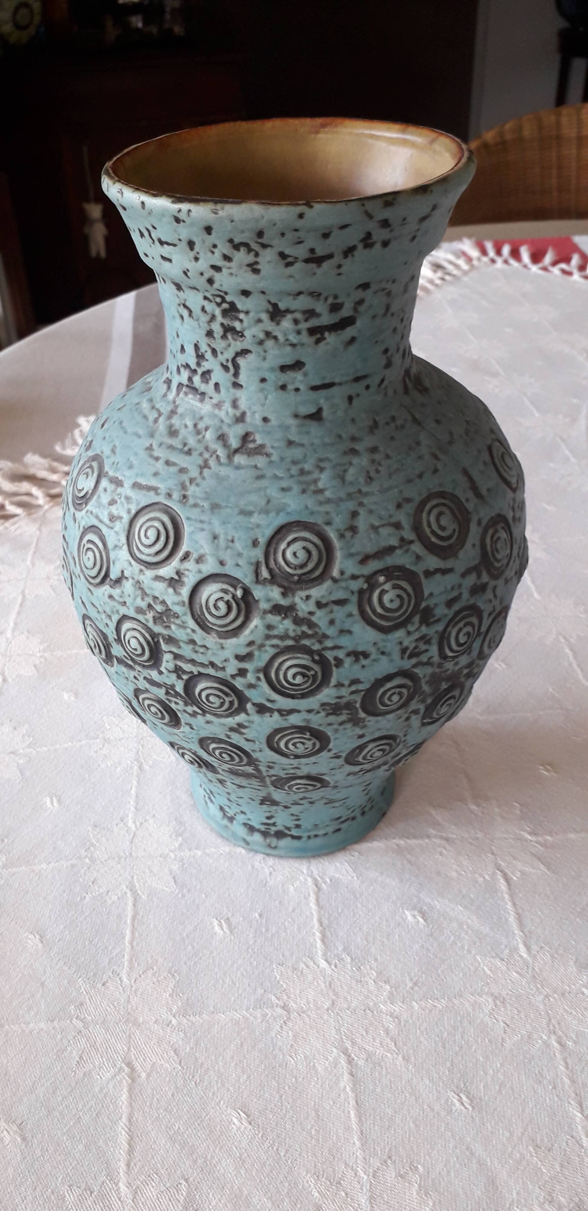 Vase vintage en céramique signé Jasba