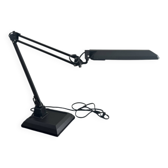 Desk lamp