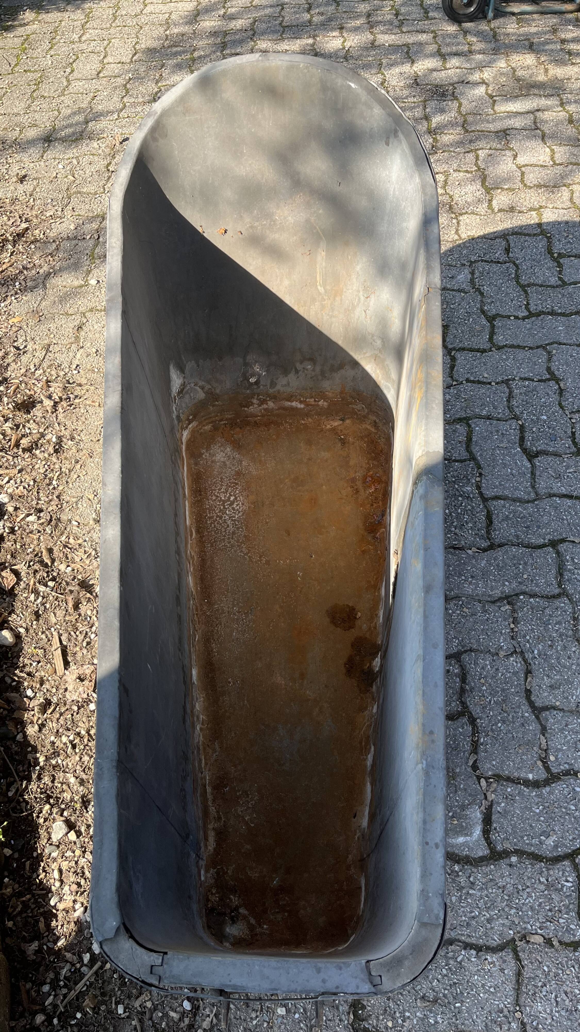 Bathtub 19th wood and zinc