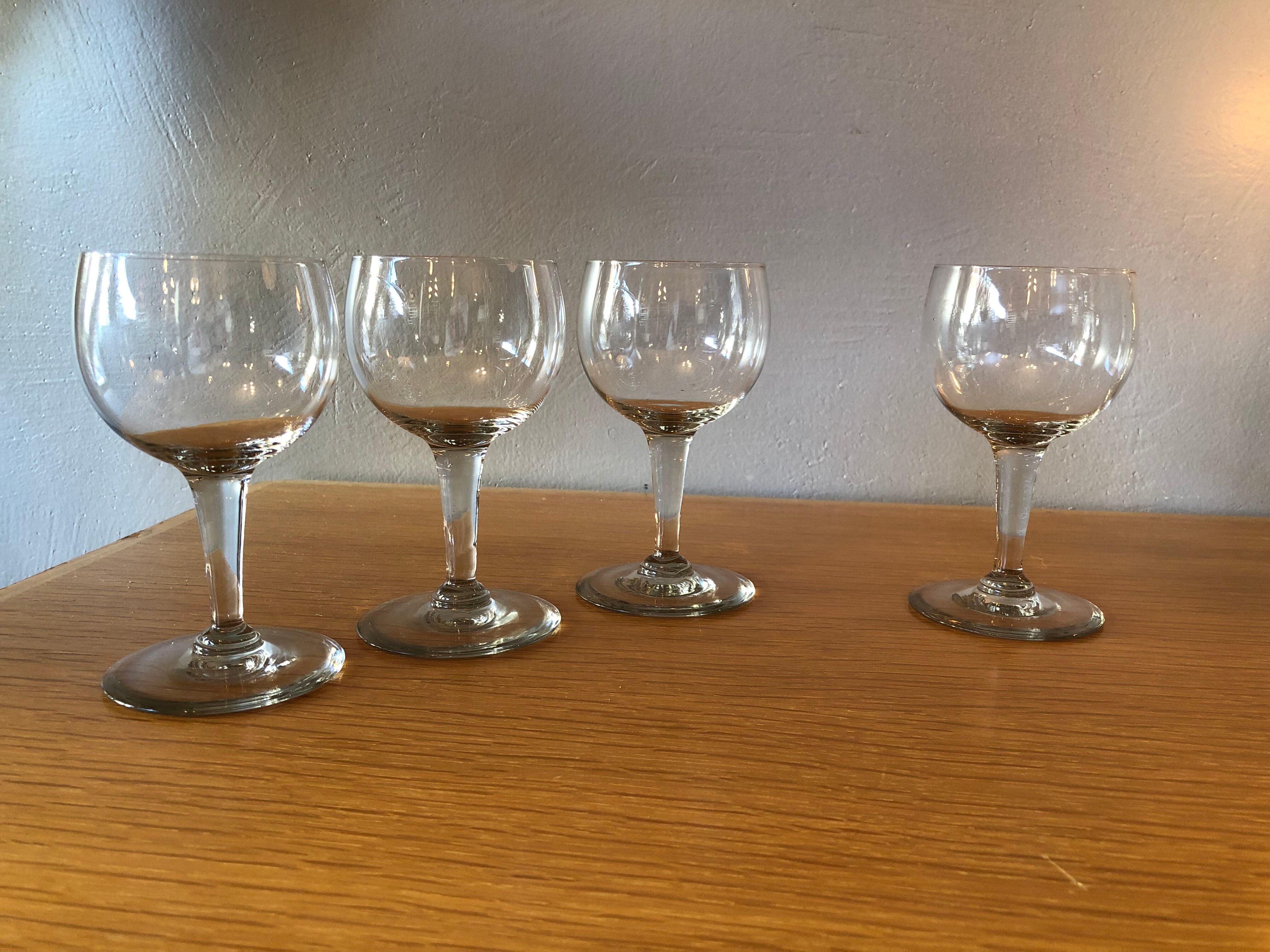 4 wine glasses balloon blown glass