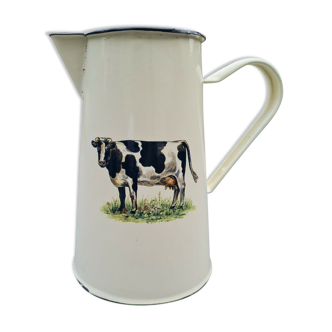 Broc water or milk in enamelled sheet metal small model with a cow pattern