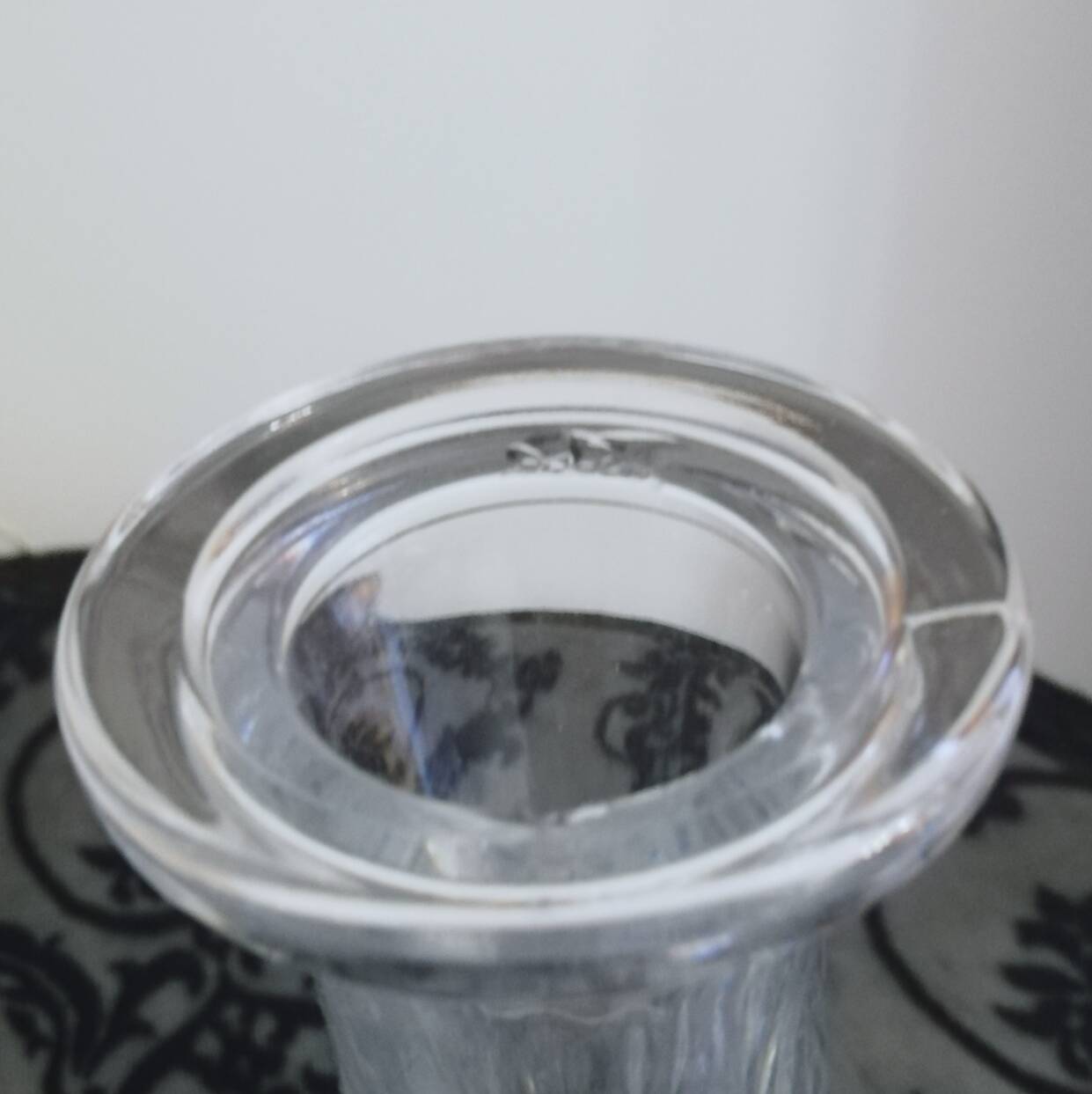 Set of 6 crystal glasses and a carafe