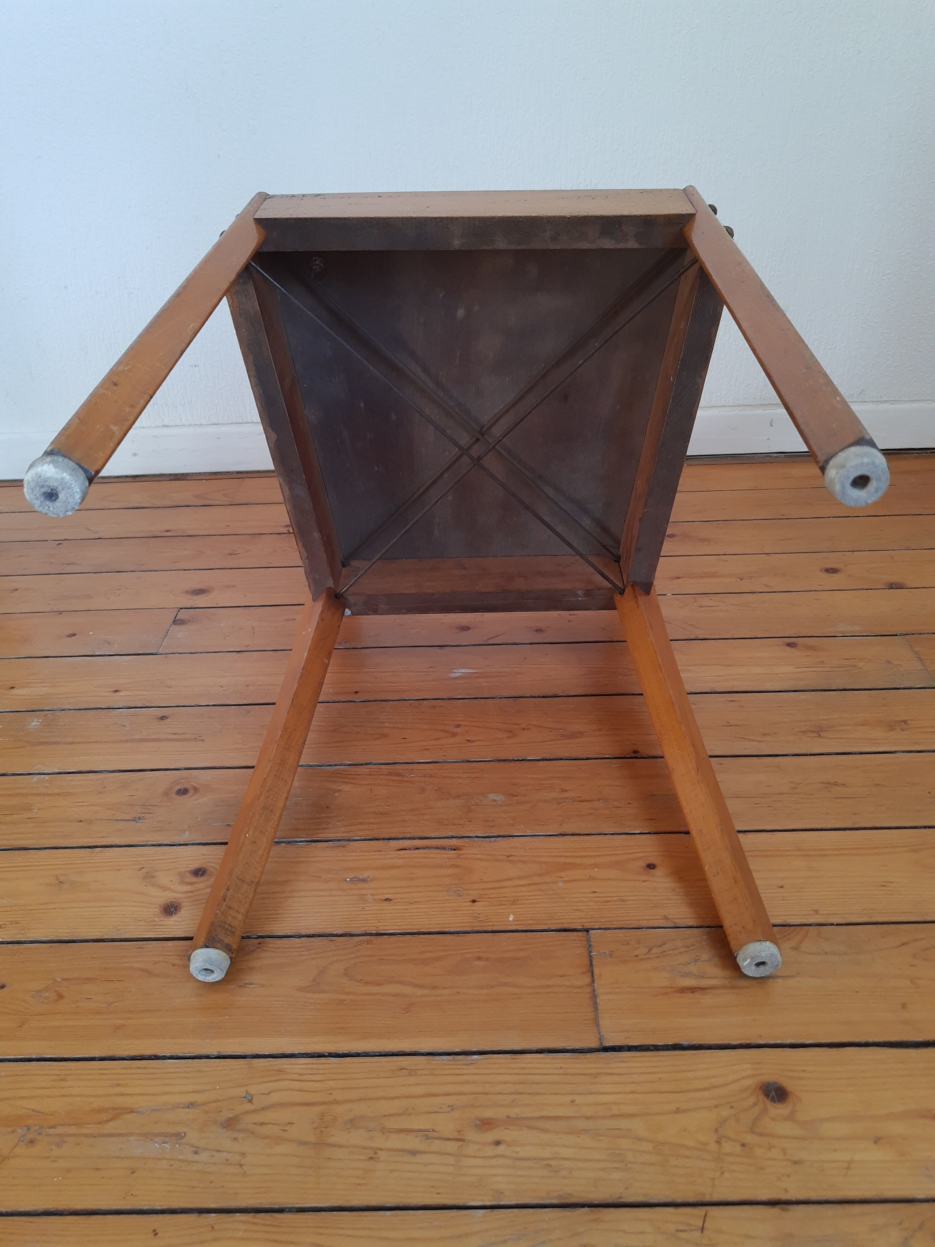 Suite of 4 chairs vintage bistro Diago