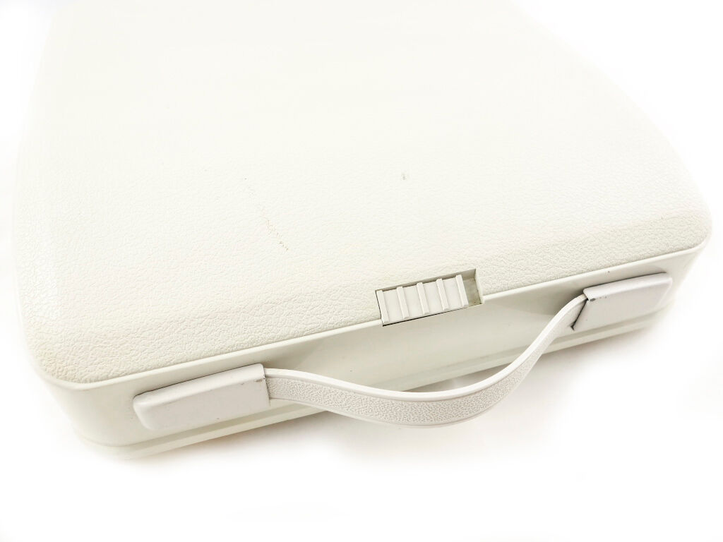 Machine à écrire hermes baby beige révisée ruban