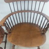 Pair of Windsor armchairs - Noticeable signs of use
