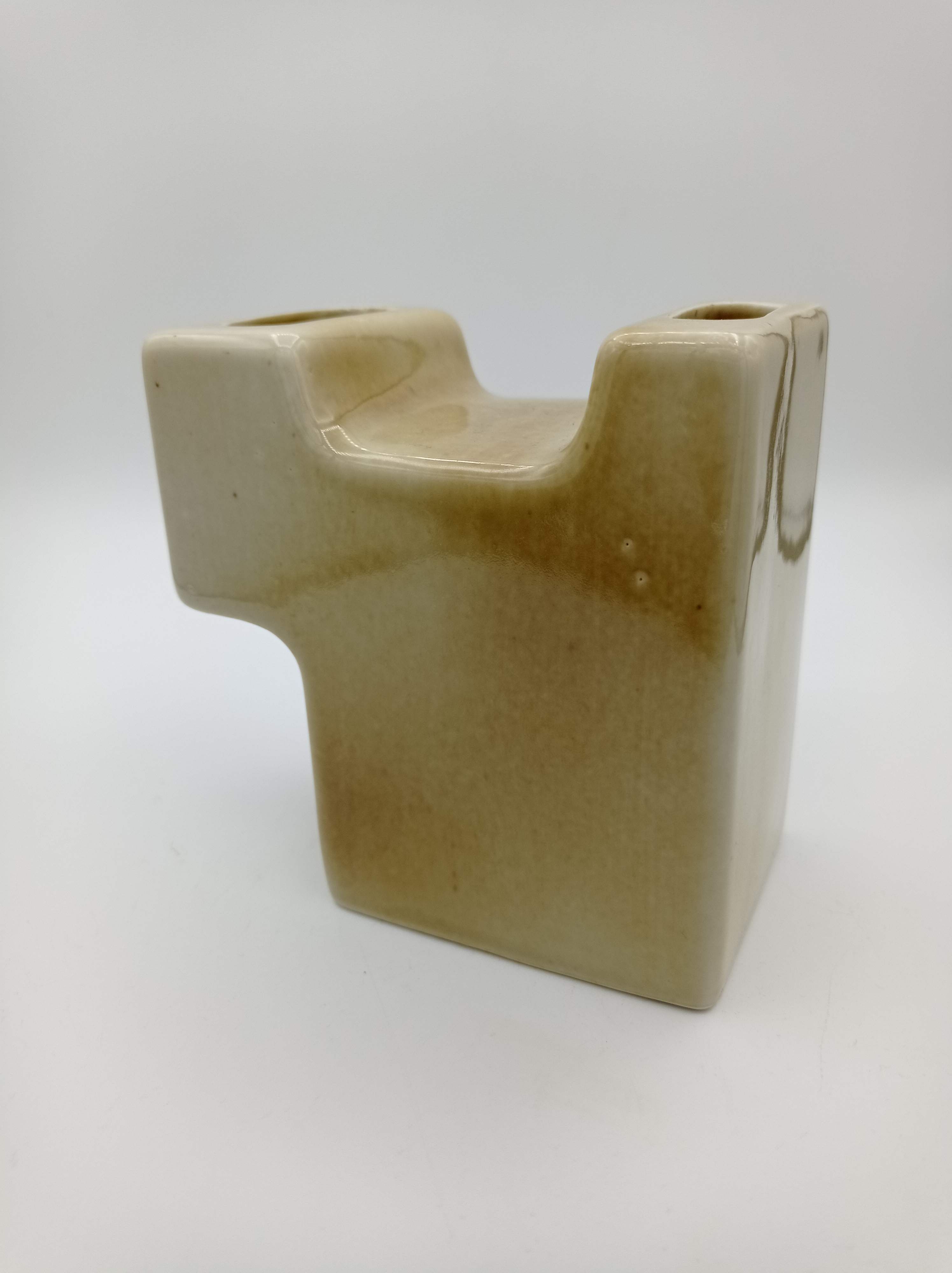 Ceramic geometric vase