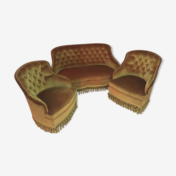 All Toad and two armchairs color sofa gold