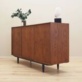 Buffet en chêne, design danois, années 60, production : Danemark