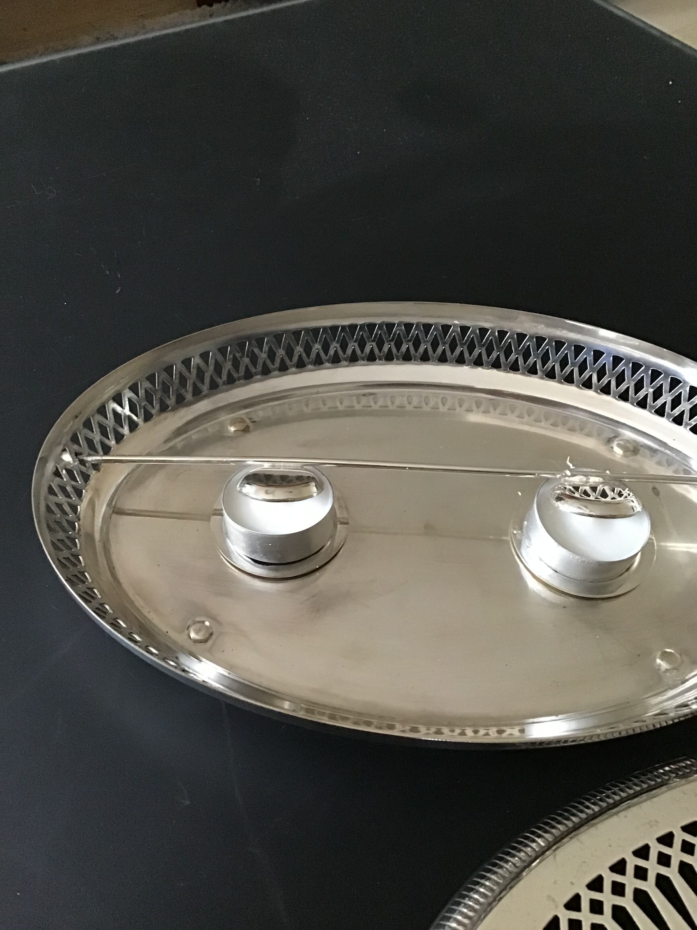 Silver heating coaster