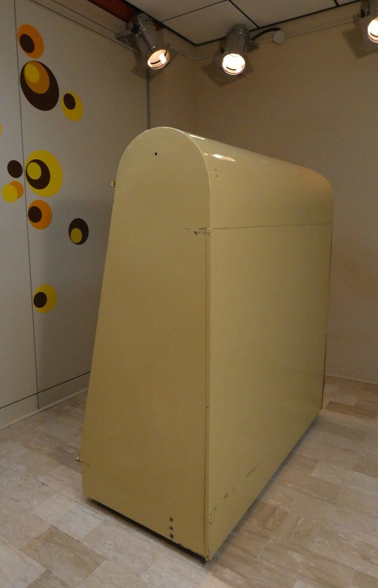 Painted iron display stand, Italy, 1960s.