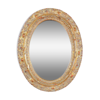 Vintage Decorative Distressed Gold Giltwood Wall-Hanging Oval Mirror