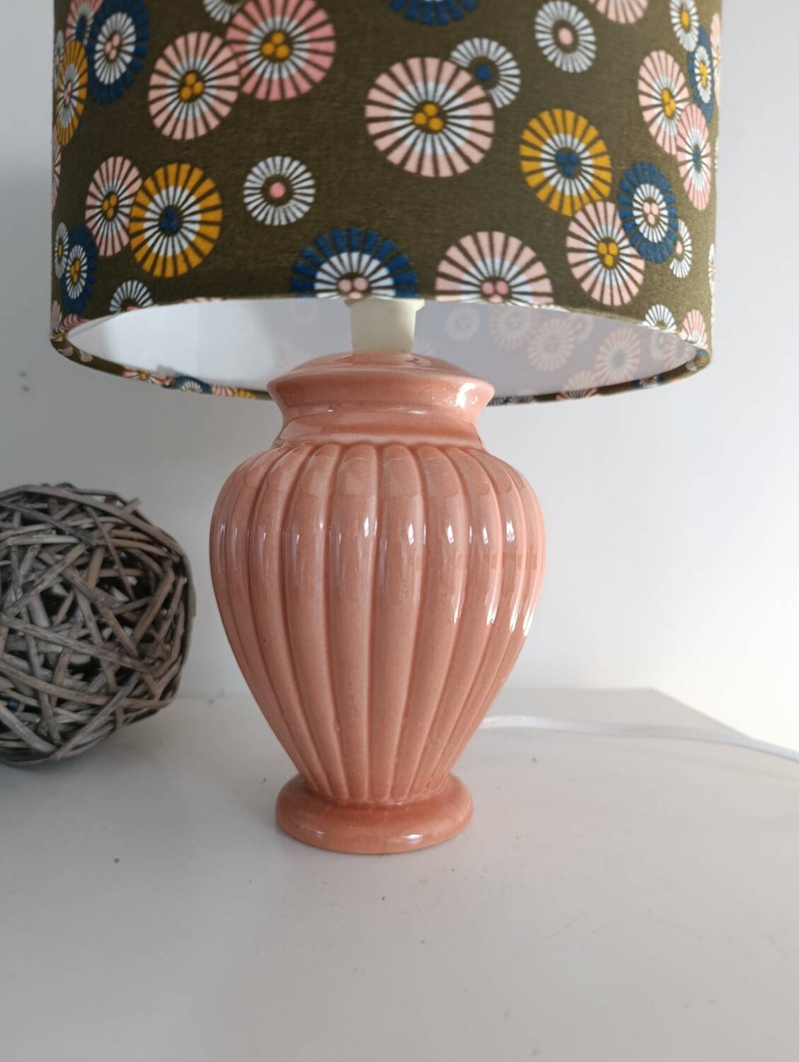 Coral tar ceramic lamp, khaki lampshade with flowers.